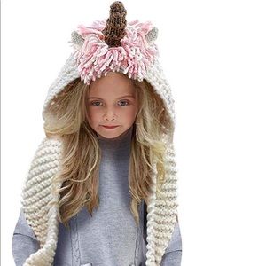 Unicorn winter hat with scarf pocket